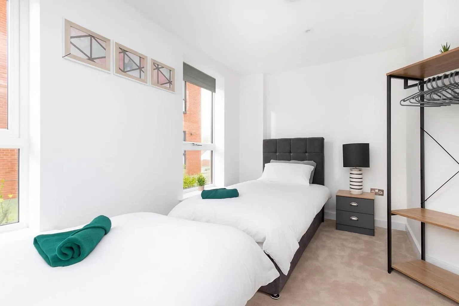 Alt-Stay Leeds, Horsforth - Parking & Ev Plug - King Size Bed - En-Suite'S - Ideal For Contractors & Long Stays Verenigd Koninkrijk