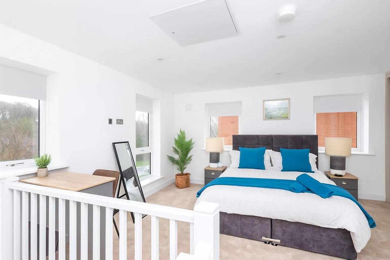 Alt-Stay Leeds, Horsforth - Parking & Ev Plug - King Size Bed - En-Suite'S - Ideal For Contractors & Long Stays Vakantiehuis